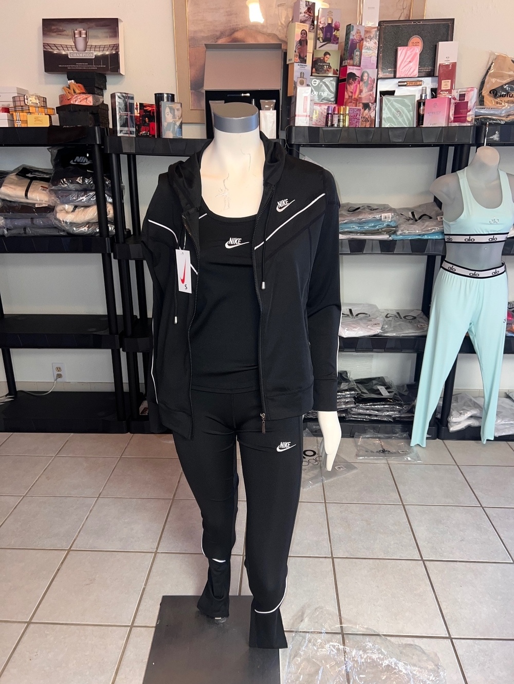 Women’s 3 piece Nike set 3XL